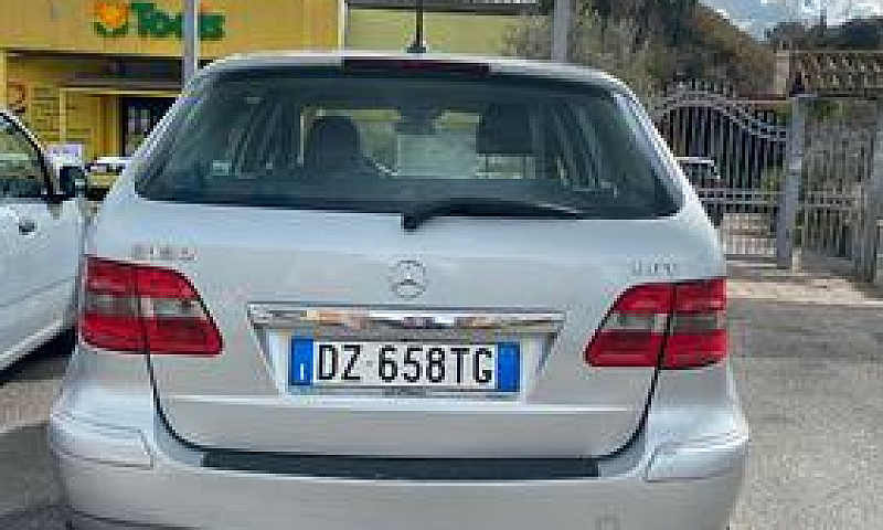 Mercedes Classe B (T...