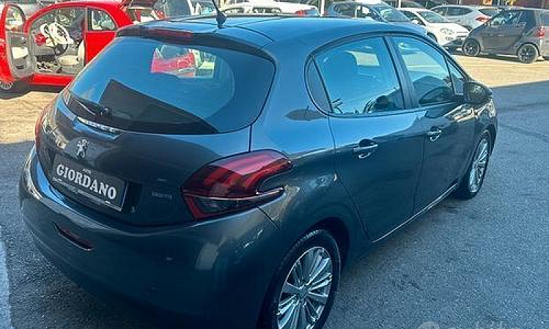 Peugeot 208 1.6 Blue...