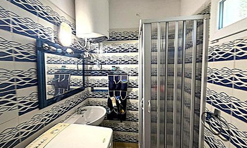 4 Locali A Sassari...