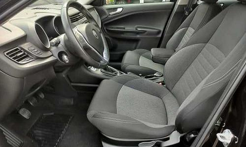 Alfa Romeo Giulietta...