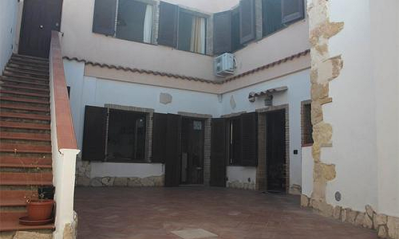 Quartu, Via Gialeto,...