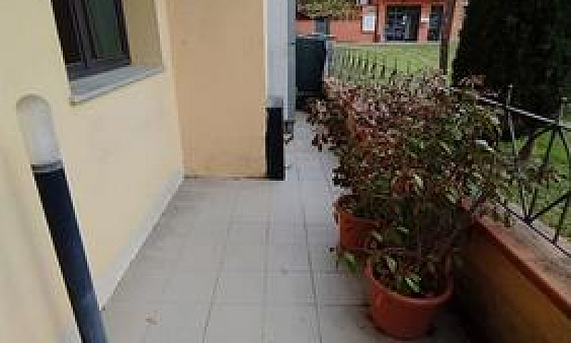 Appartamento Agliana...