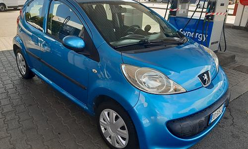 Peugeot 107 1.0 68Cv...