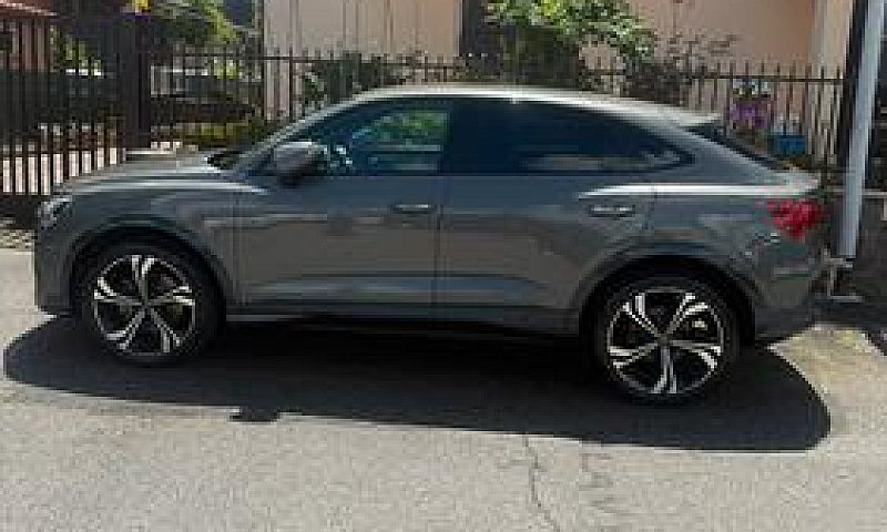 Audi Q3 Sportback...