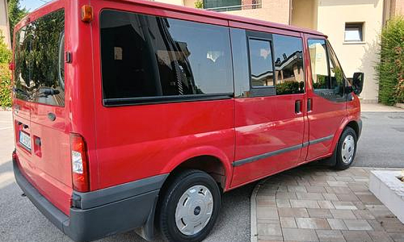 Ford Transit 9 Posti...