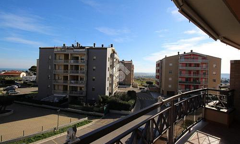 4 Locali A Termoli...