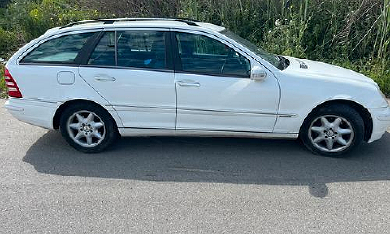 Mercedes C...