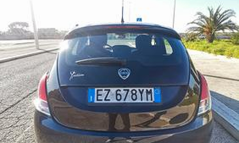 Lancia Ypsilon 1.3 M...