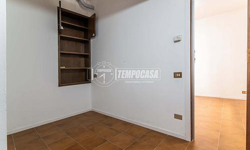 Via Morazzone, 17 - ...