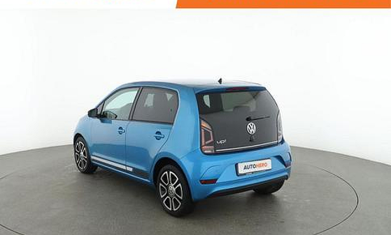 Volkswagen Up! Ne736...