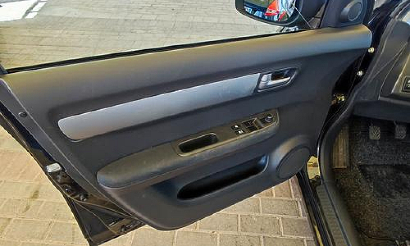 Suzuki Swift 1.3 5P....