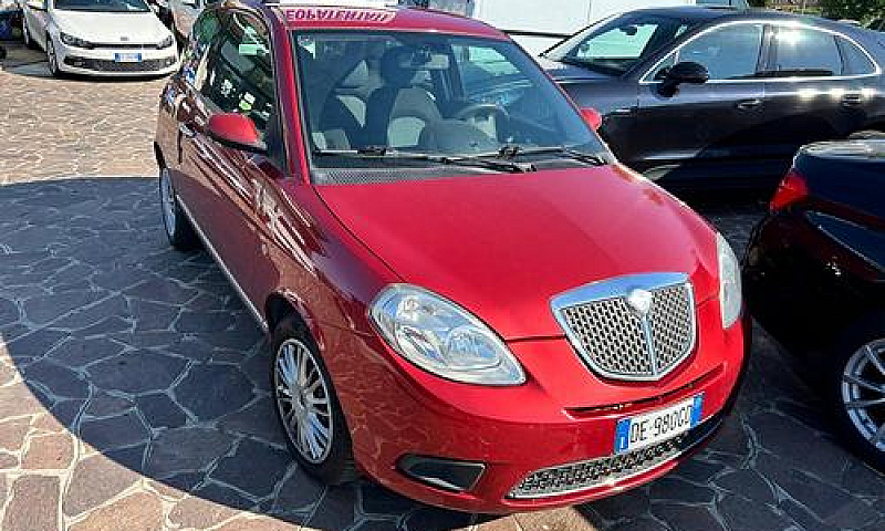 Lancia Ypsilon 1.2 A...