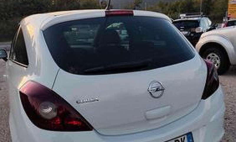 Opel Corsa 1.4 16V 3...