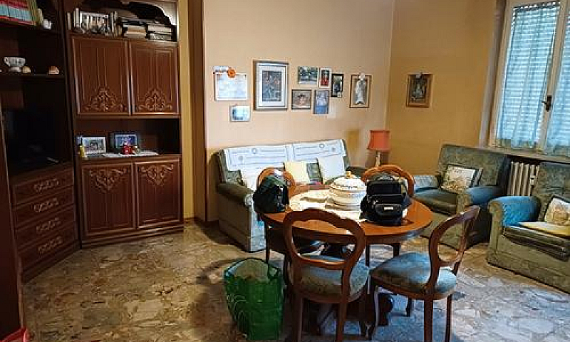 Vendiamo Appartament...