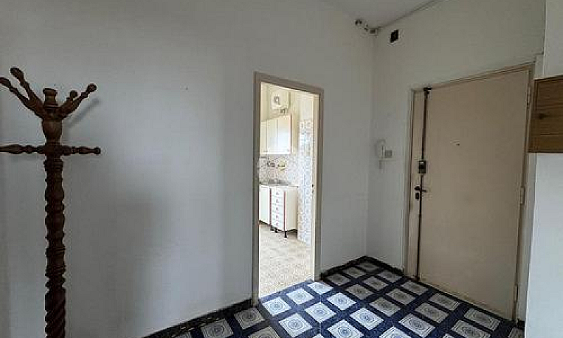 3 Locali A Sassari...