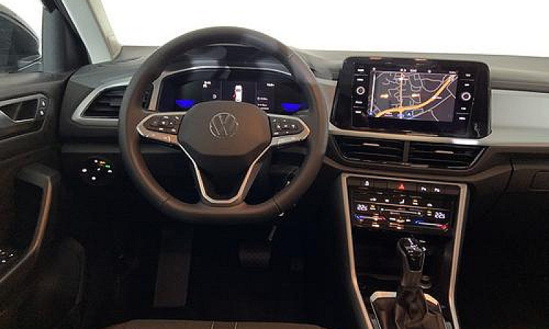Volkswagen T-Roc 1.5...
