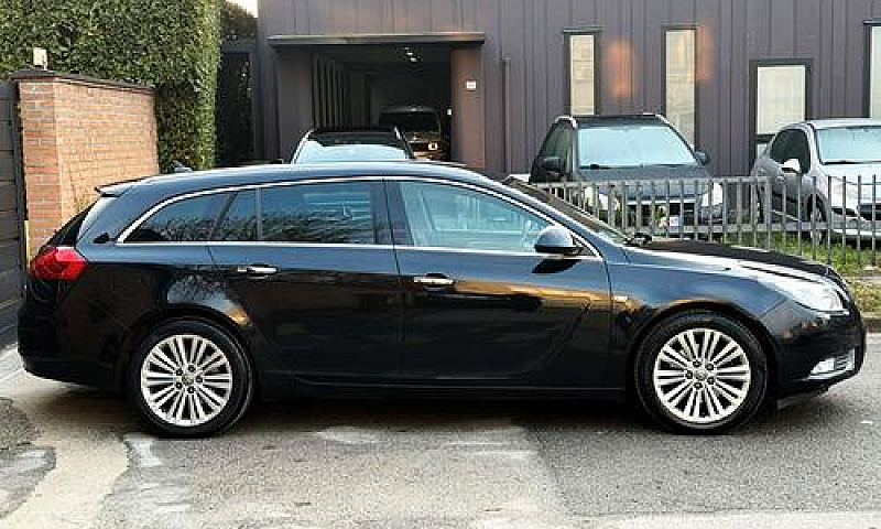 Opel Insignia 2.0Cdt...