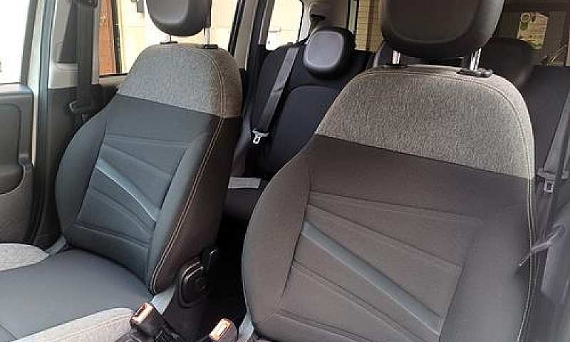 Fiat Panda Hybrid Co...