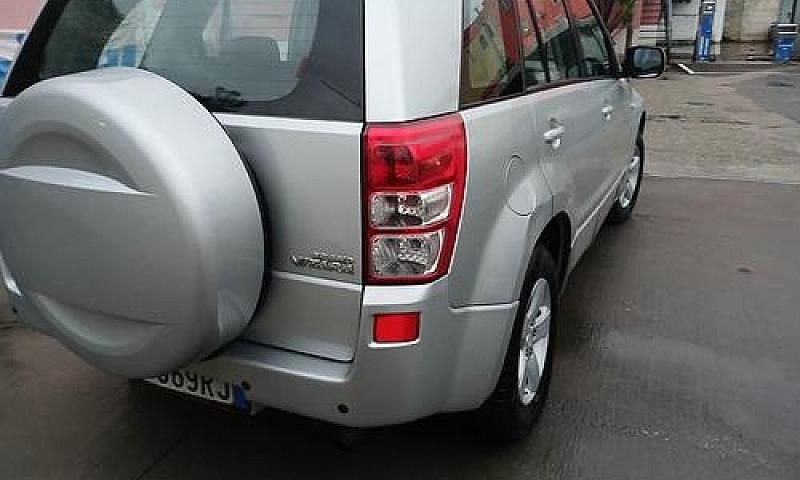 Suzuki Grand Vitara ...