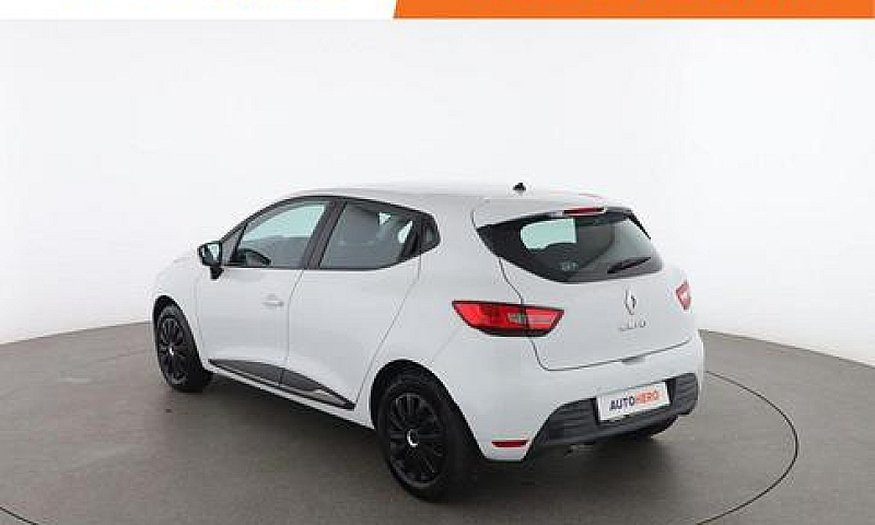 Renault Clio Ns60271...