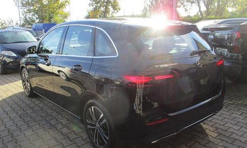 Mercedes-Benz B 180 ...