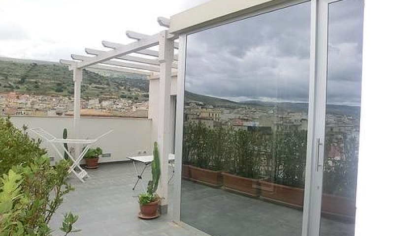 Appartamento Con Ter...