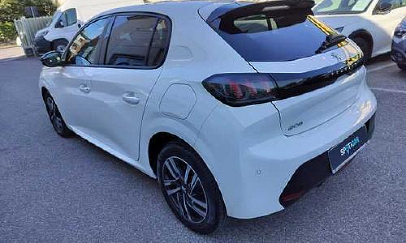Peugeot 208 Puretech...