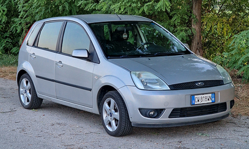 Ford Fiesta 1.6...