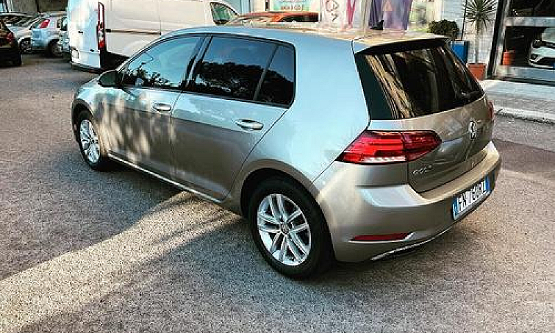 Volkswagen Golf 1.6 ...