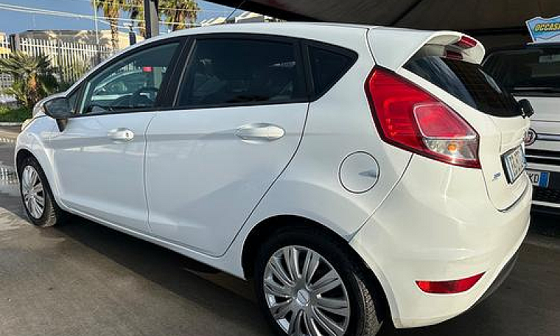 Ford Fiesta 1.5 Dies...