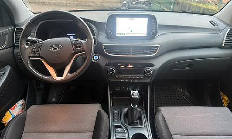 Hyundai Tucson - 1.6...