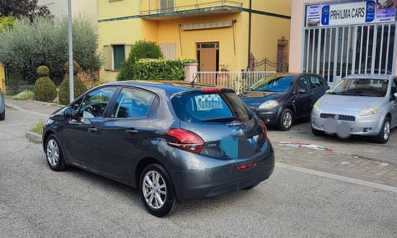 Peugeot 208 Bluehdi ...