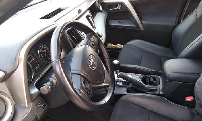 Toyota Rav-4 Hybrid...
