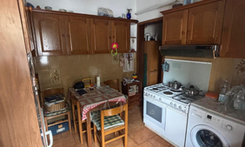 Viale Amendola - App...