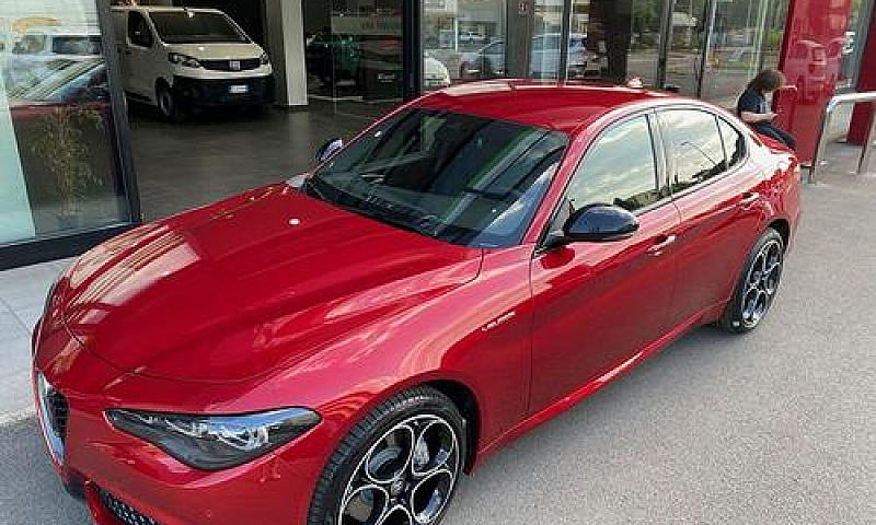 Alfa Romeo Giulia 2....