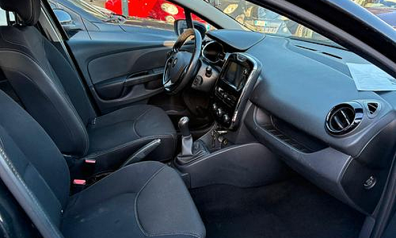 Renault Clio Sporter...