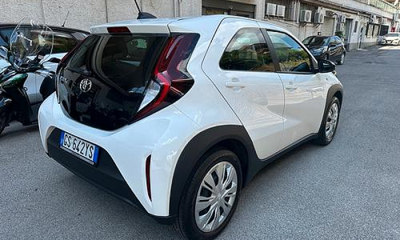Toyota Aygo X 1.0 5P...