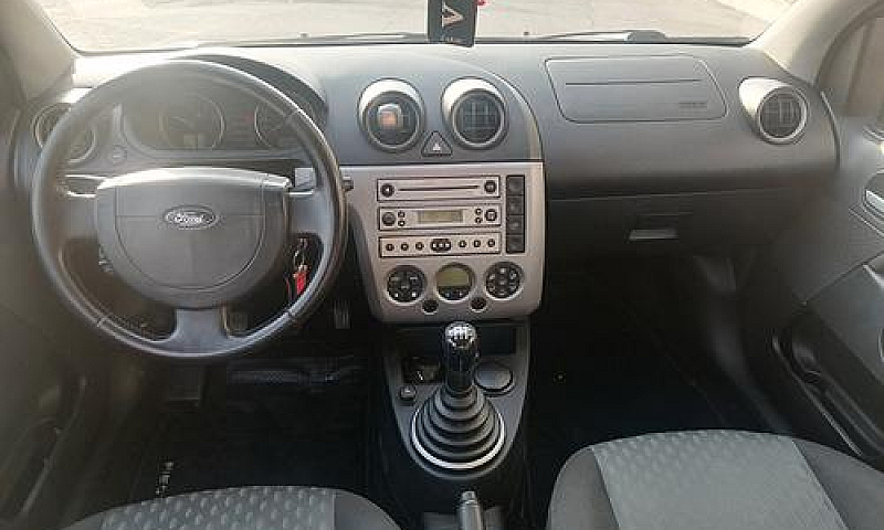Ford Fiesta 1.4 Tdci...