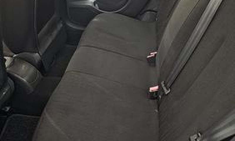 Citroen C4 1.4 Elega...
