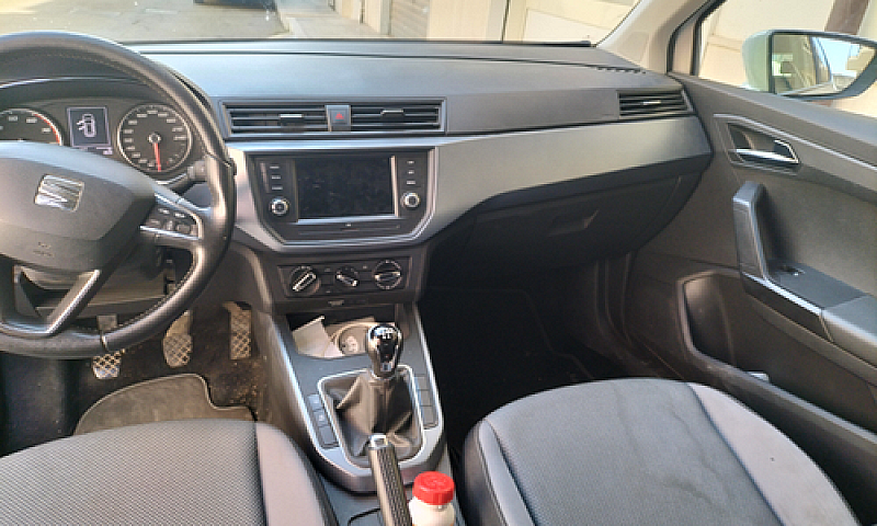 Seat Arona...