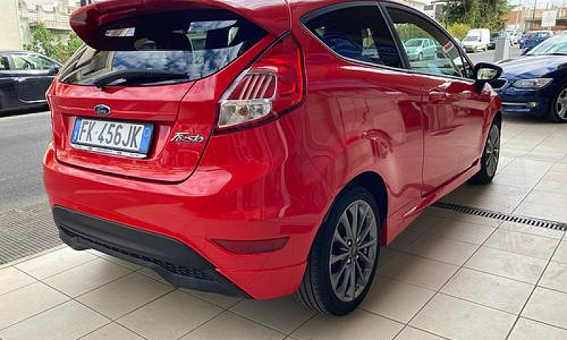 Ford Fiesta 1.5 Tdci...