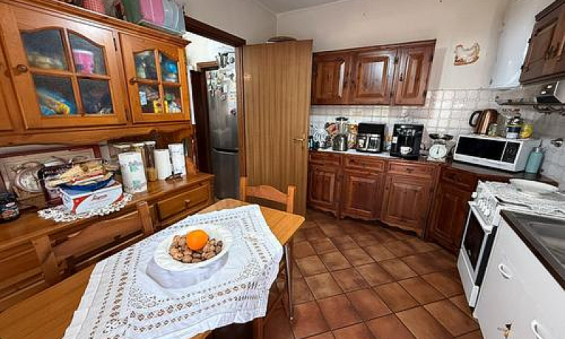 Sala Baganza Centro ...