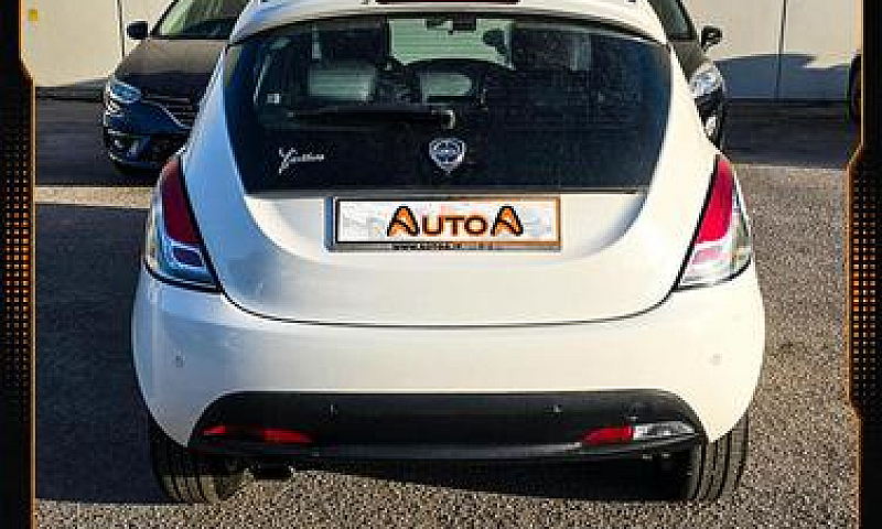 Lancia Ypsilon 1.3 M...