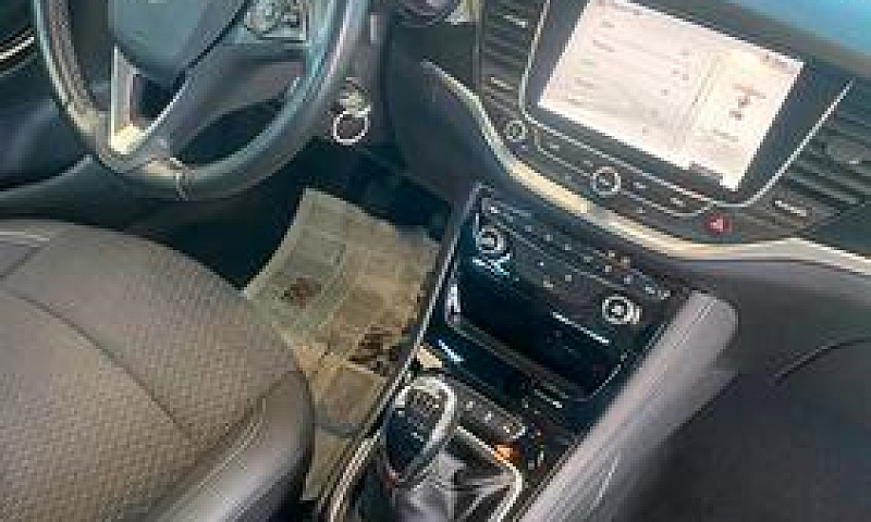 Opel Astra Sports To...