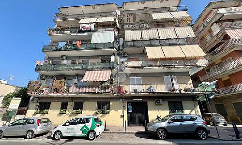 3 Locali A Mugnano D...