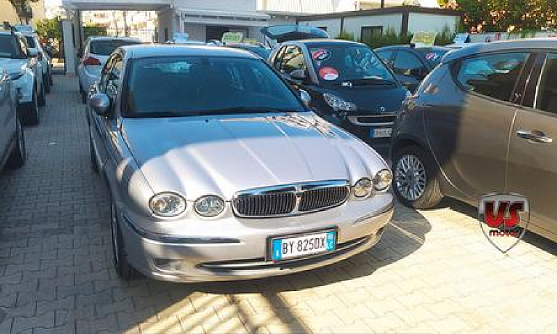 Jaguar X-Type Benzin...