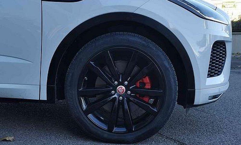 Jaguar E-Pace (X540)...