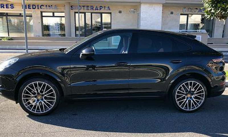 Cayenne Hybrid Coupe...