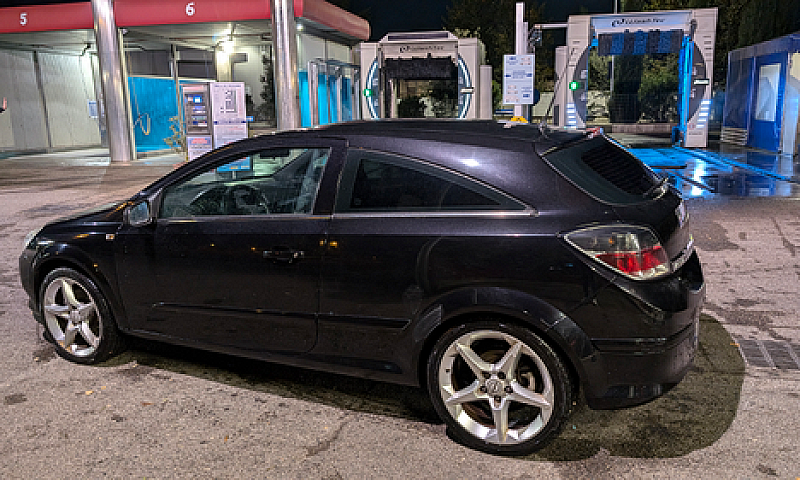 Opel Astra H Gtc...