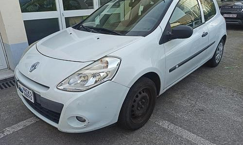 Renault Clio Van - 2...